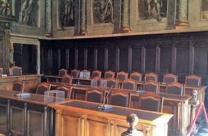 Viterbo - La maggioranza diserta il consiglio comunale - Il banchi vuoti