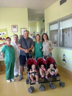 La consegna dei fondi all'associazione Aiutiamo i bambini di Belcolle