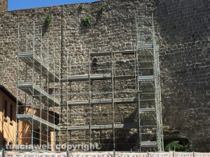 Viterbo - Santa Rosa 2016 - Iniziata la costruzione ponteggio per la macchina