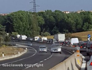 Montalto di Castro - Traffico in tilt sull'Aurelia