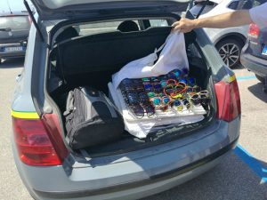 Montalto di Castro - Gli oggetti sequestrati ad alcuni venditori ambulanti