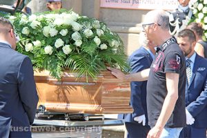 Viterbo - I funerali di Nadia Benedetti alla Trinità