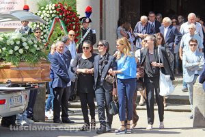 Viterbo - I funerali di Nadia Benedetti alla Trinità