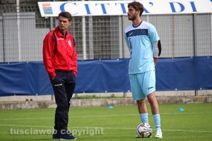 Sport - Calcio - Flaminia - Pierluigi Vigna con l'ex portiere rossoblù Federico Nasti