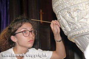 Viterbo - Unitus - Il cantiere di colle del duomo - Studentessa al lavoro