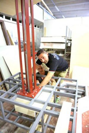 Preparativi per la minimacchina del centro storico