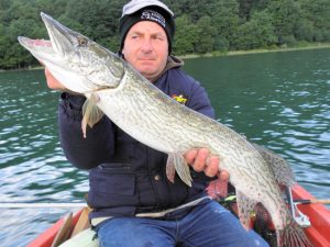 Gara di pesca da natante sul lago di Vico