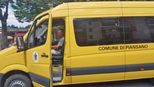 Piansano - Consegnato lo scuolabus 
