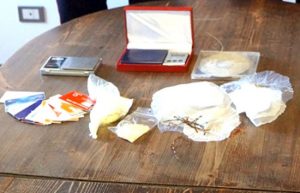 Montefiascone - La droga sequestrata dai carabinieri