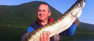 Gara di pesca da natante sul lago di Vico