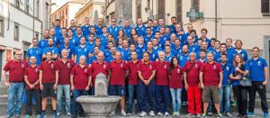 Foto di gruppo degli arbitri di calcio di Viterbo