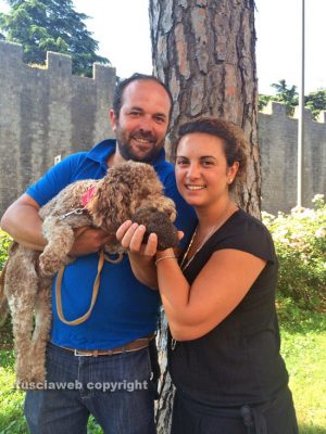 Viterbo - Il tartufo di oltre mezzo chilo ritrovato questa mattina 