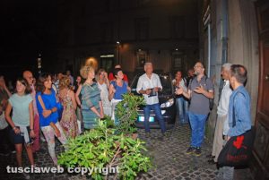 Viterbo - Cine-passeggiata il Vigile - Pellegrinaggio a casa di Otello Celletti