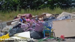 Viterbo - Rifiuti in zona Teverina