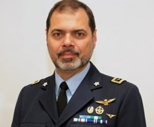 Il colonnello Roger Vai