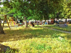 Il giardino di via Carlo Cattaneo
