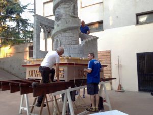 Santa Rosa - L'assemblaggio della minimacchina di Santa Barbara Diva Rosa