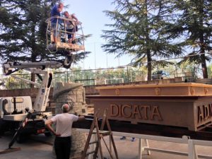Santa Rosa - L'assemblaggio della minimacchina di Santa Barbara Diva Rosa