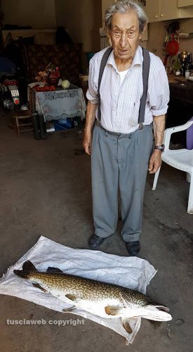Mario Volpi e il suo luccio da dieci chili