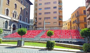 Viterbo - Santa Rosa - La tribuna a piazza della Repubblica