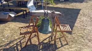 Amatrice - Saletta - Una campana recuperata tra le macerie del terremoto