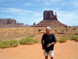 Alessandro Bellière davanti al Grand Canyon (Stati Uniti)