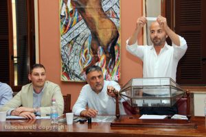 Ronciglione - Corse a vuoto 2016 - Il sorteggio per l'ordine di esecuzione delle previsite sanitarie 
