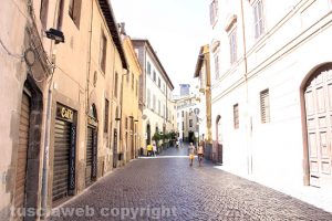 Viterbo - Via San Lorenzo