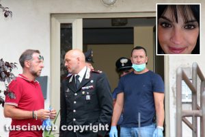 Viterbo - Donna trovata morta in casa - Nel riquadro Deborah Laezza
