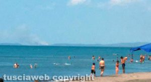 L'incendio dell'isola d'Elba visto da Montalto di Castro