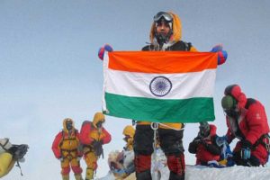 Nepal - Una delle foto ritoccate della coppia di scalatori indiani