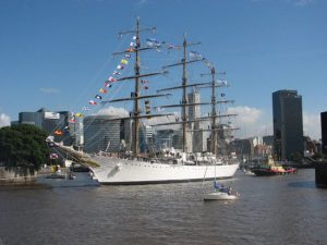 La nave scuola argentina Ara Libertad
