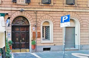 Roma - Il palazzo di via Castelfidardo
