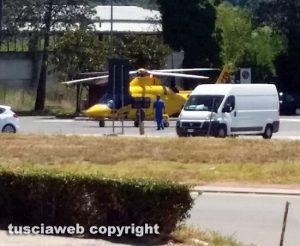 Orte - Famiglia si schianta in autostrada - L'intervento dell'eliambulanza