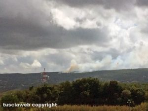 Incendio sulla Cimina