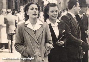 Viterbo - Come eravamo - Anni '40 - Maria Salcini e Maria Luisa Marcucci