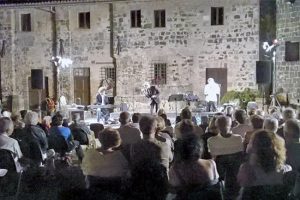 Montalto di Castro - Il concerto “Parenties”