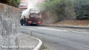 Viterbo - Quartiere Ellera - Camioncino per la pulizia