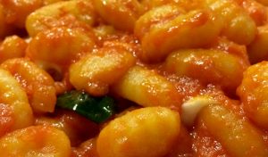 Un piatto di gnocchi