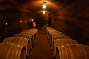 Grotta nel tufo