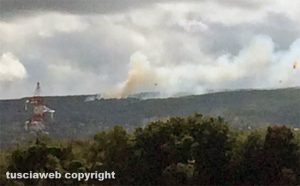 Incendio sulla Cimina