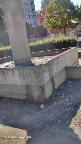 Viterbo - Santa Barbara - La fontana in piazzale Porsenna