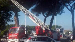 Viterbo - L'intervento dei vigili del fuoco al Sacrario