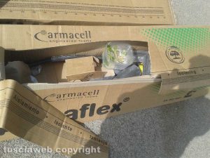 Viterbo - Rifiuti in strada Castiglione