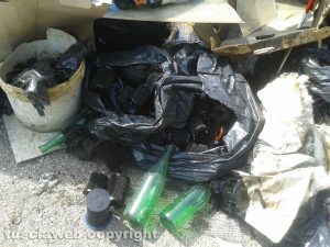 Viterbo - Rifiuti in strada Castiglione