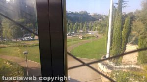 Viterbo - L'ascensore per il Sacrario entrato in funzione