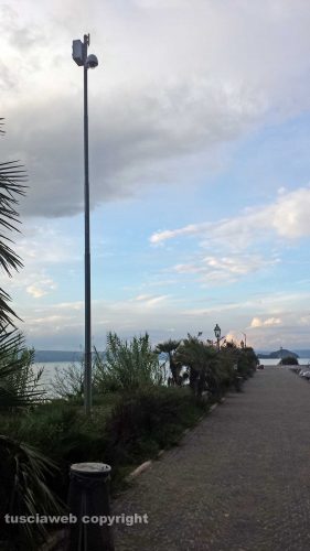 Capodimonte - La telecamera sul lago
