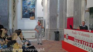 Viterbo - Mecarini racconta il trasporto agli studenti europei