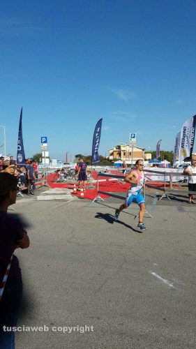 Tarquinia - Gara di triathlon al lido