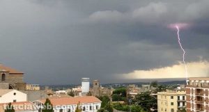 Un fulmine su Viterbo